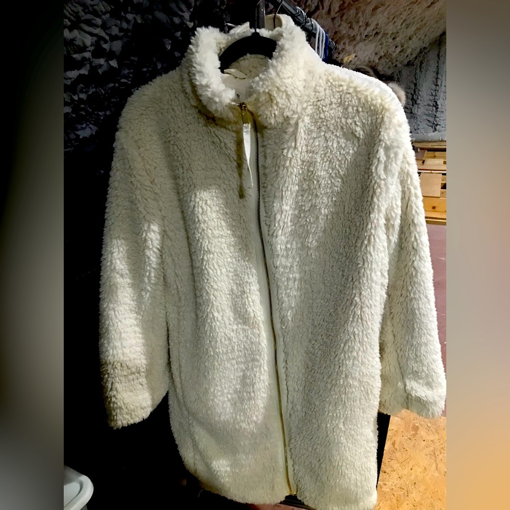 Gap size XS white long full zip teddy jacket